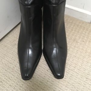 DONALD PLINER BLACK HGH STRETCH BOOT SIZE 9